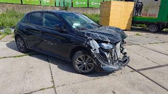 demontáž osobní automobily Peugeot 208 ELECTRISCH 2021/12