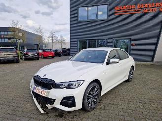 Purkuautot passenger cars BMW 3-serie 320i AUTOM / M-PAKKET / 33 DKM 2019/5