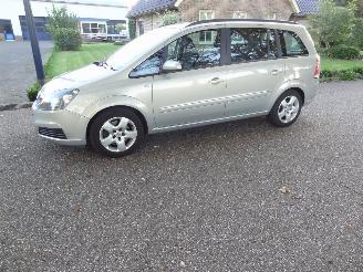 occasion commercial vehicles Opel Zafira 2.2 i 7 zitter 151381 Km Org NL, Nap 103 Kw 2006/11