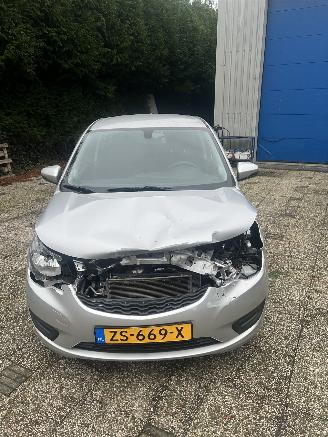 Ocazii autoturisme Opel Karl 1.0 ecoFLEX 120 Jaar Edition    41119 nap 2019/7